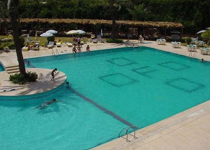 Suix Lara Hotel 4*