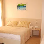 Suix Lara Hotel