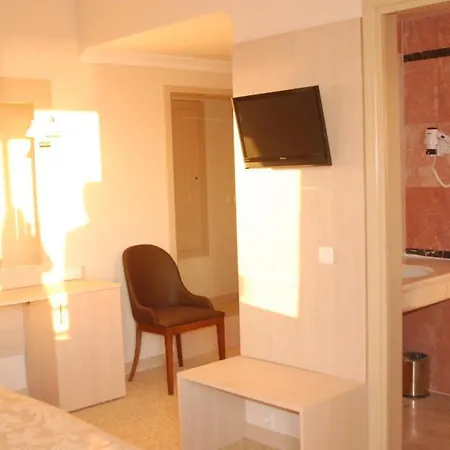 Hotel Suix Lara Antalya