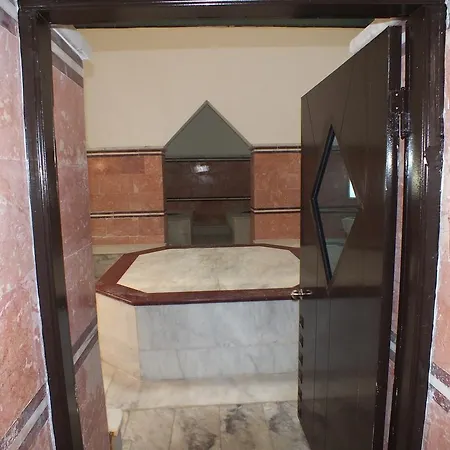 Hotel Suix Lara